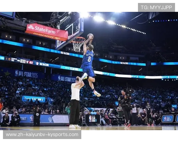 NBA经典扣篮图片集锦：高燃瞬间与视觉震撼的结合